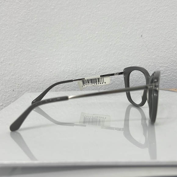 New authentic Vera Wang signature eyeglasses frames display - Picture 7 of 8